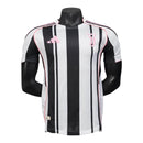 Camisa Juventus I 25/26 - Jogador Adidas Masculina - Preta e branca com detalhes em rosa