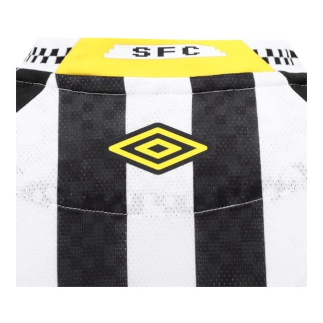 Camisa Santos II 25/26 -  Umbro Feminina - Branca e preta
